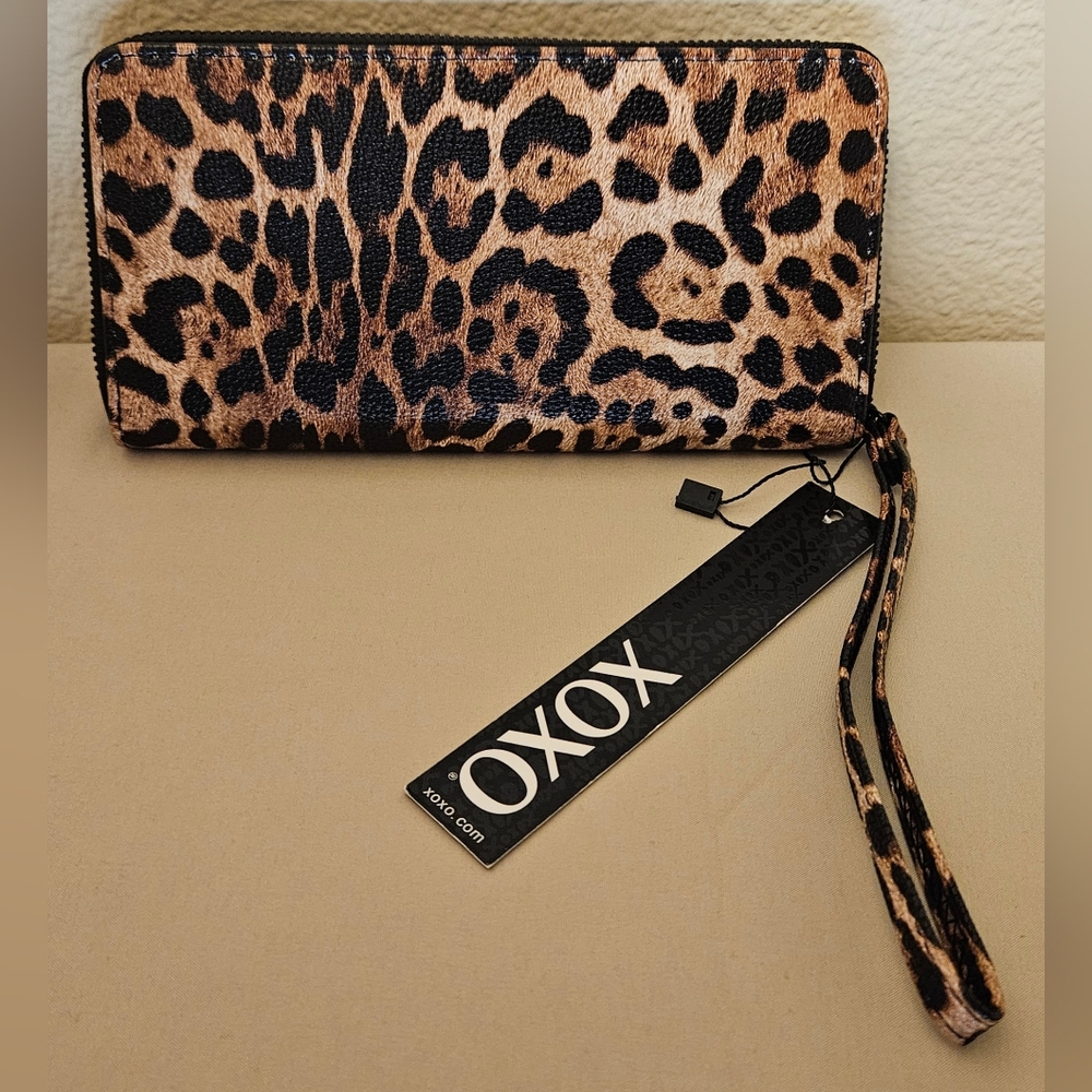 XOXO Animal Print Wallet NWT - Picture 2 of 5